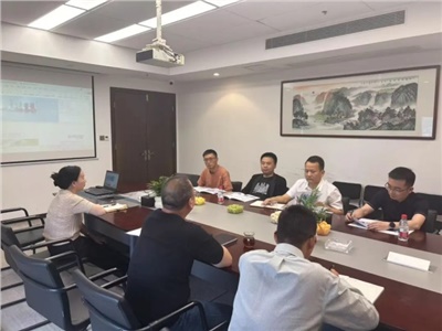 湖南陽光電力科技有限公司與湖南機電職業(yè)技術(shù)學院共商校企合作新篇章